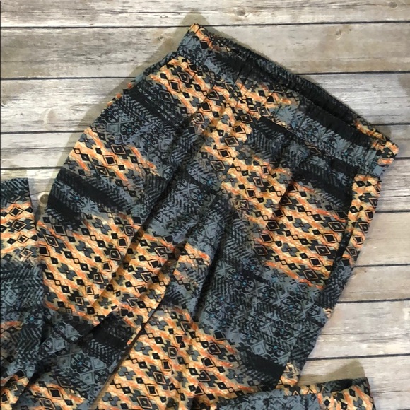 Wayf multi colored silky pants -size M - Picture 2 of 6